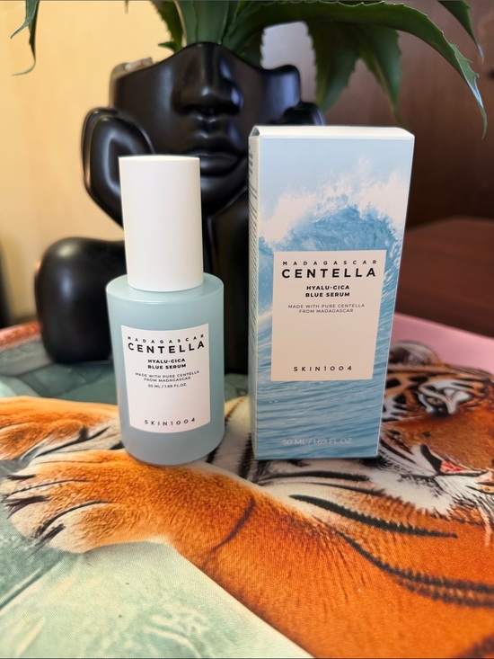 Skin1004 Other - SKIN1004 Madagascar Centella Hyalu-Cica Blue Serum - Light Blue